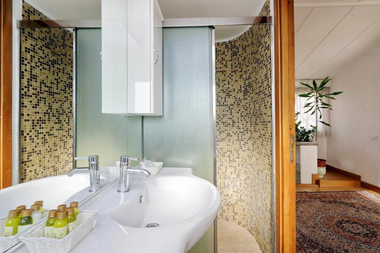 Frattina Family Romantic Superior Suite Ngoại thất bức ảnh