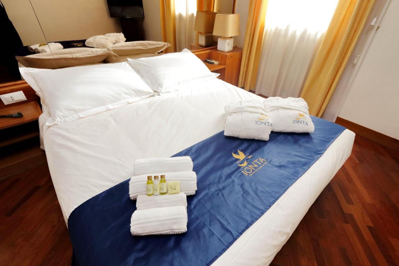Frattina Family Romantic Superior Suite Ngoại thất bức ảnh